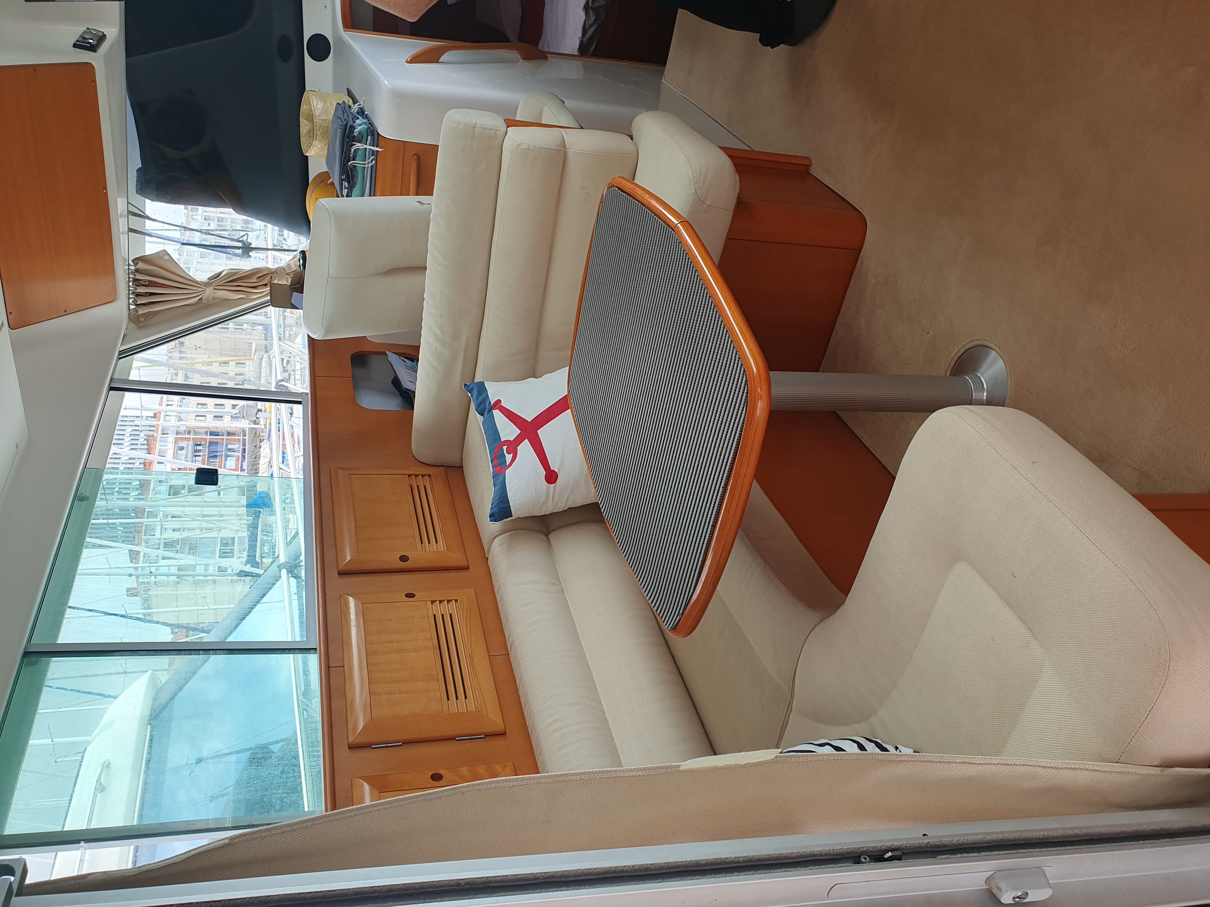 slider 13 Beneteau Antares 10.80